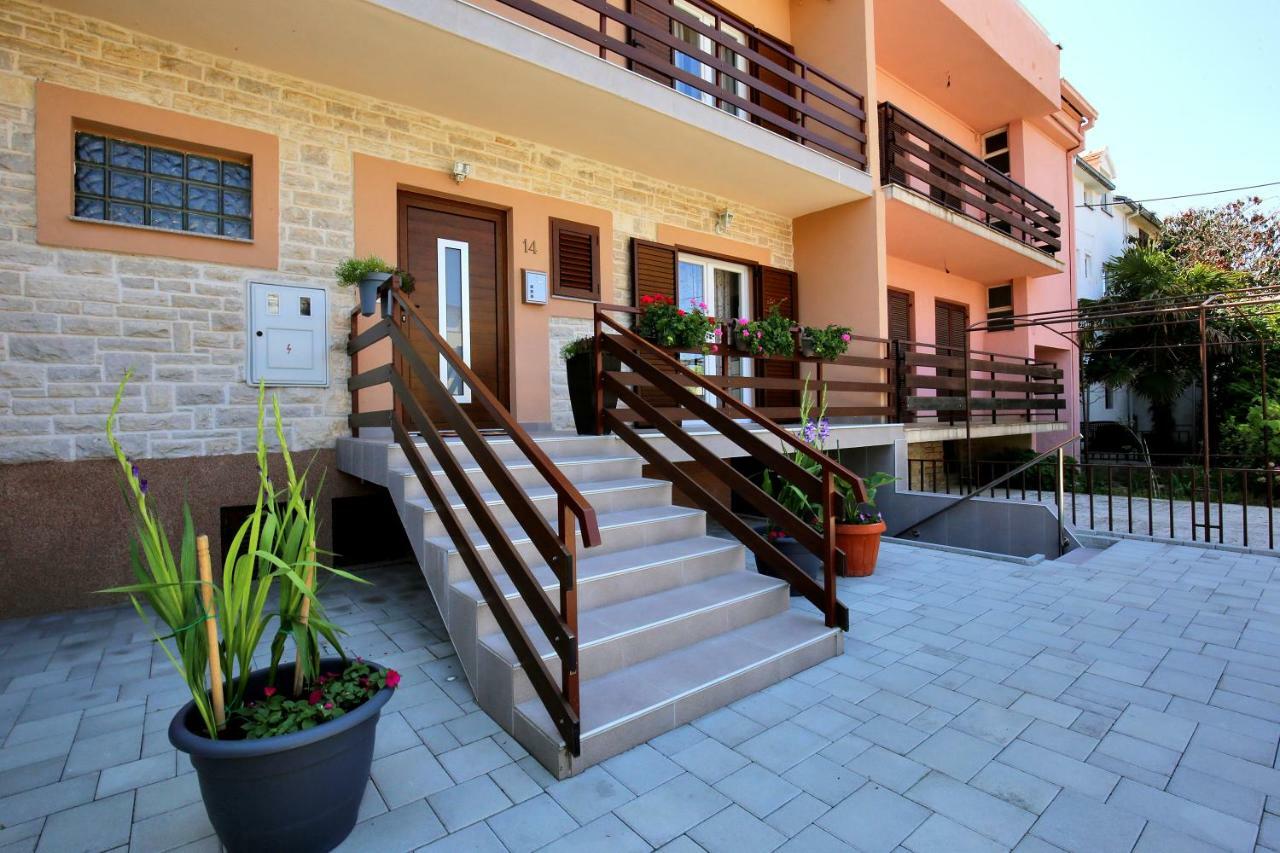 Apartments Mara Zadar Exterior photo